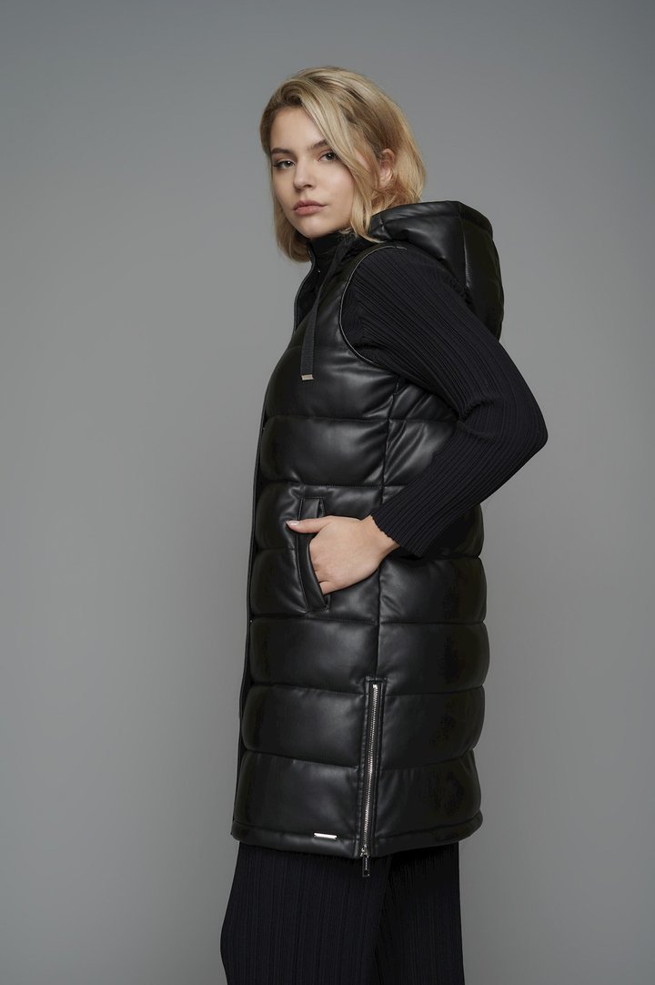 Tayla  Padded Faux leather long Gillet Black