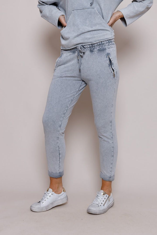 Stonewash joggers- White