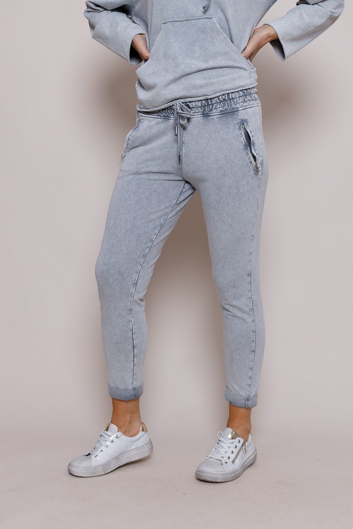 Stonewash joggers- White