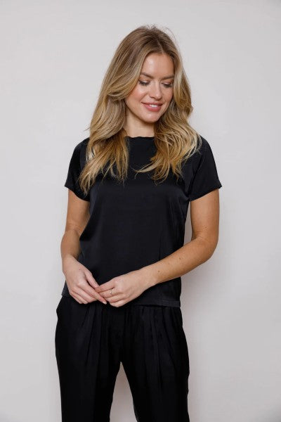 WISDOM STRETCH SATIN TEE
